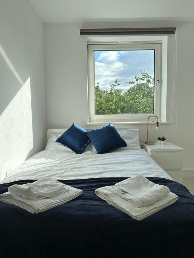 3 Bed Cozy Apartment - Next To Leeds City Centre & University Exterior photo